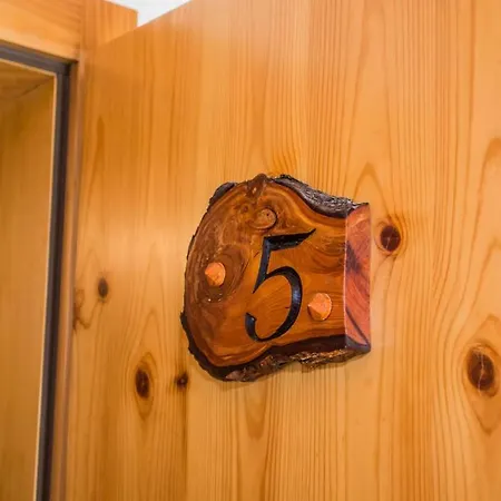 Mini-hôtel De Moiry Supérieur 3*